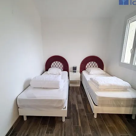 De Vue 3 Pieces Climatise & Wifi 4 A 6 Personnes Pietrosella