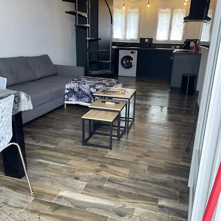 Apartment De Vue 3 Pieces Climatise & Wifi 4 A 6 Personnes *