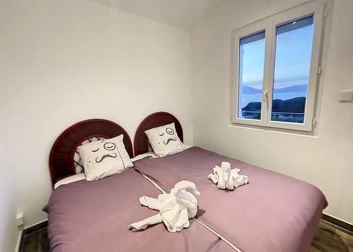 De Vue 3 Pieces Climatise & Wifi 4 A 6 Personnes