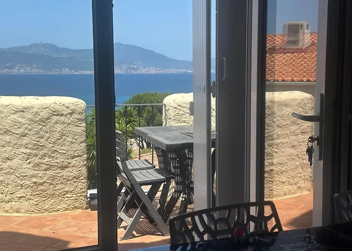 Apartment De Vue 3 Pieces Climatise & Wifi 4 A 6 Personnes *