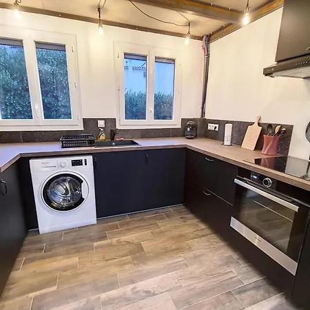 De Vue 3 Pieces Climatise & Wifi 4 A 6 Personnes * Pietrosella