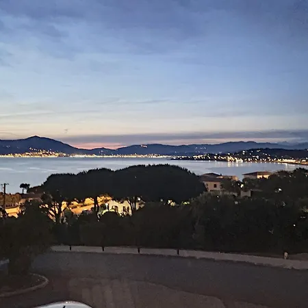 De Vue 3 Pieces Climatise & Wifi 4 A 6 Personnes *