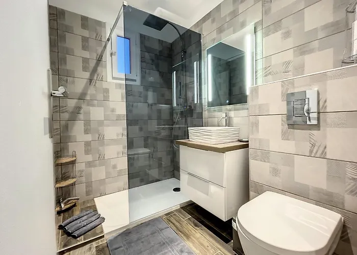 Appartement De Vue 3 Pieces Climatise & Wifi 4 A 6 Personnes